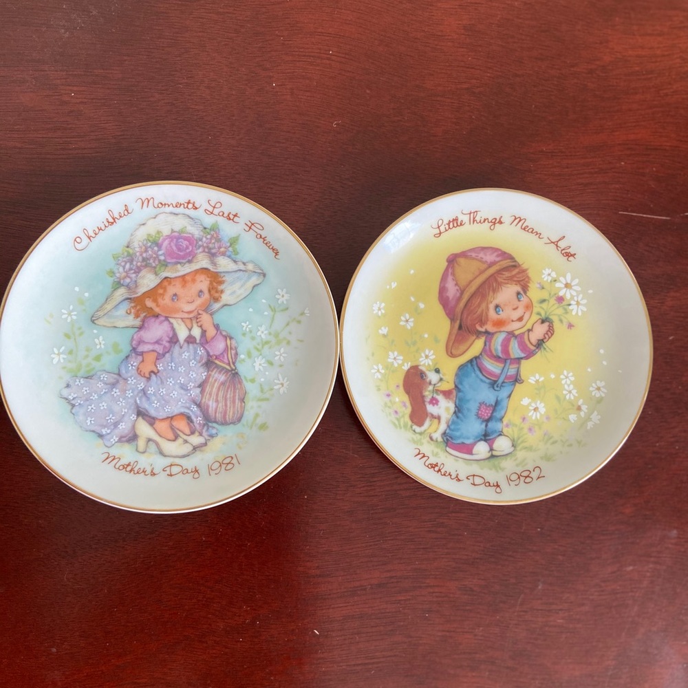 Cherished Moments & Little Things plate set